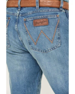 Wrangler Retro Men's Buffalo Pass Light Wash Slim Straight Stretch Jeans -Western Cowboy Supplies 2000394537 412 P4